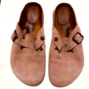 Betula Birkenstock | Shoes | Betula Original Birkenstock Beige Suede Clogs
